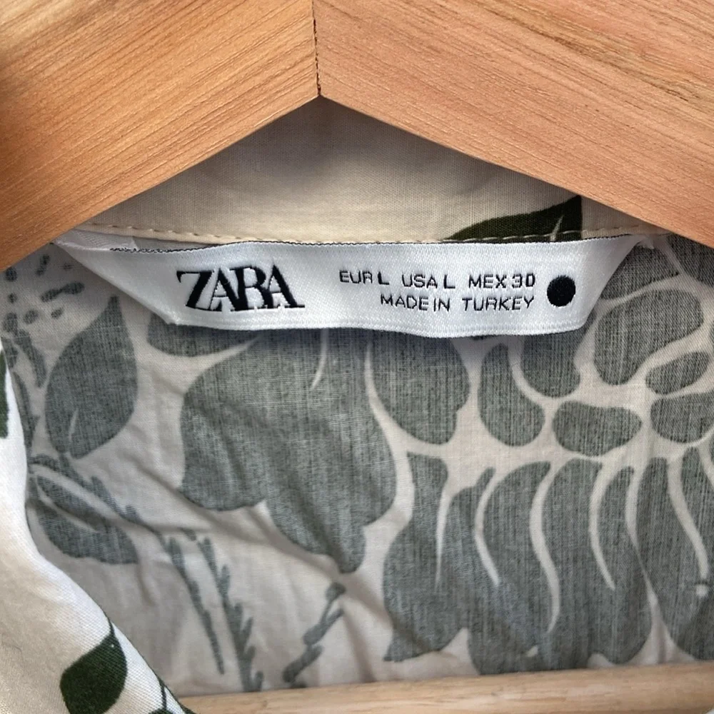 Zara Green and White Floral Blouse - Picture 3 of 6